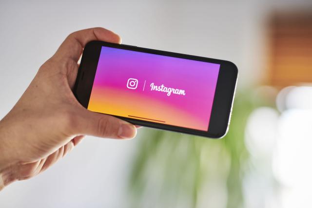 “Instagram” хиймэл оюун ухааны тусламжтайгаар хэрэглэгчдийг насанд хүрсэн эсэхийг хянана