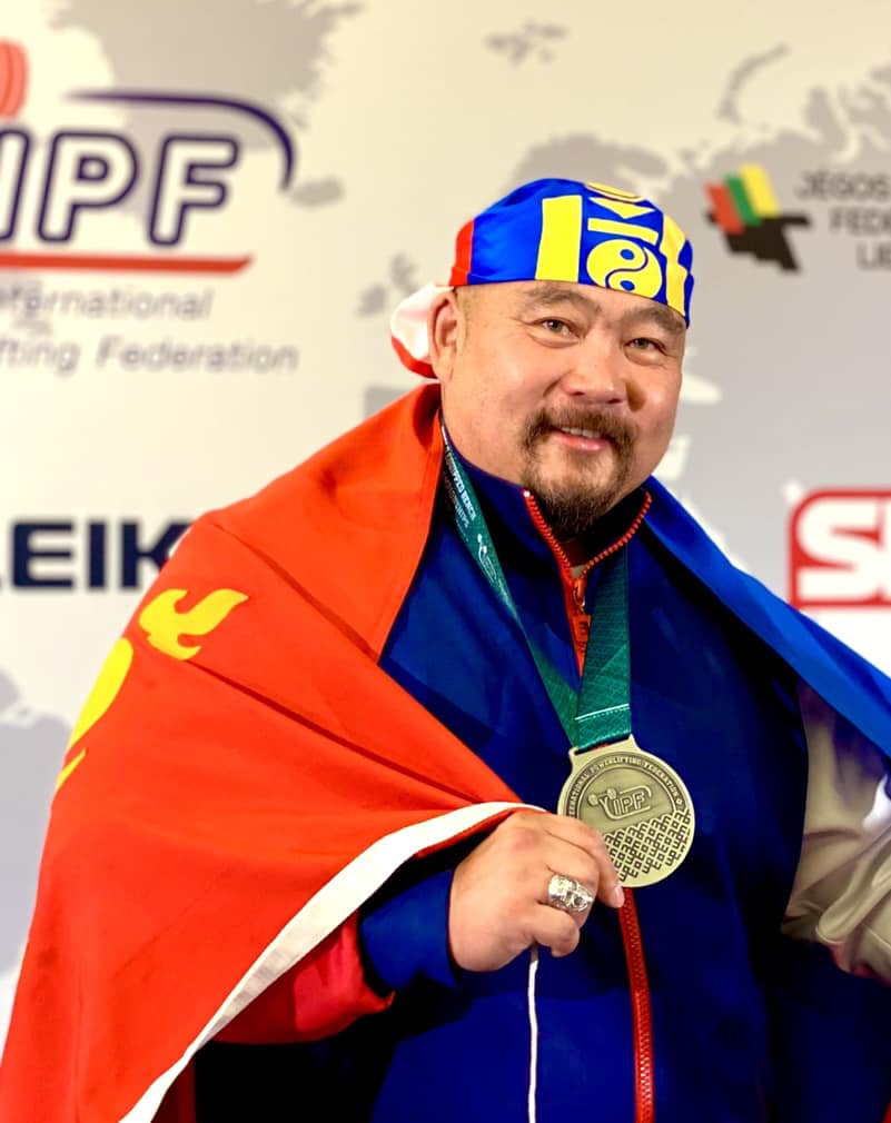Азийн Пауэрлиптингийн 9 удаагийн аварга Ц.Баярхүү Дэлхийн аварга боллоо