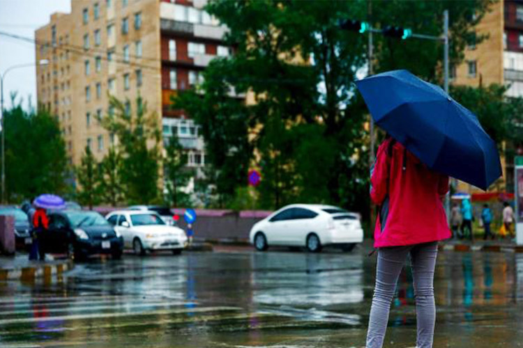 ЦАГ АГААР: Улаанбаатарт бага зэргийн бороо орно