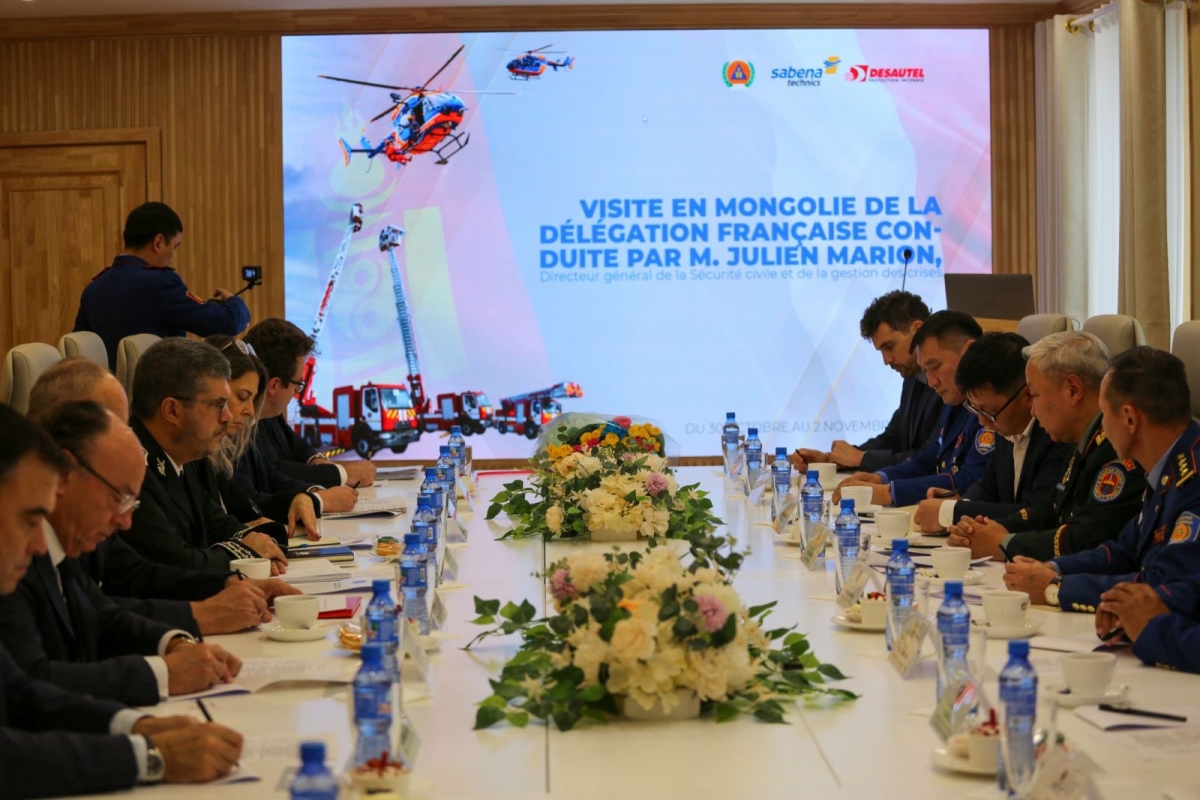 Томруулж харах Хамтран хэрэгжүүлж байгаа төслийн үр дүн, цаашдын хамтын ажиллагааны талаар хэлэлцлээ