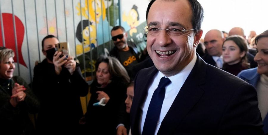 Киприйн ерөнхийлөгчийн сонгуульд Гадаад хэргийн сайд асан Н.Христодулидис ялжээ