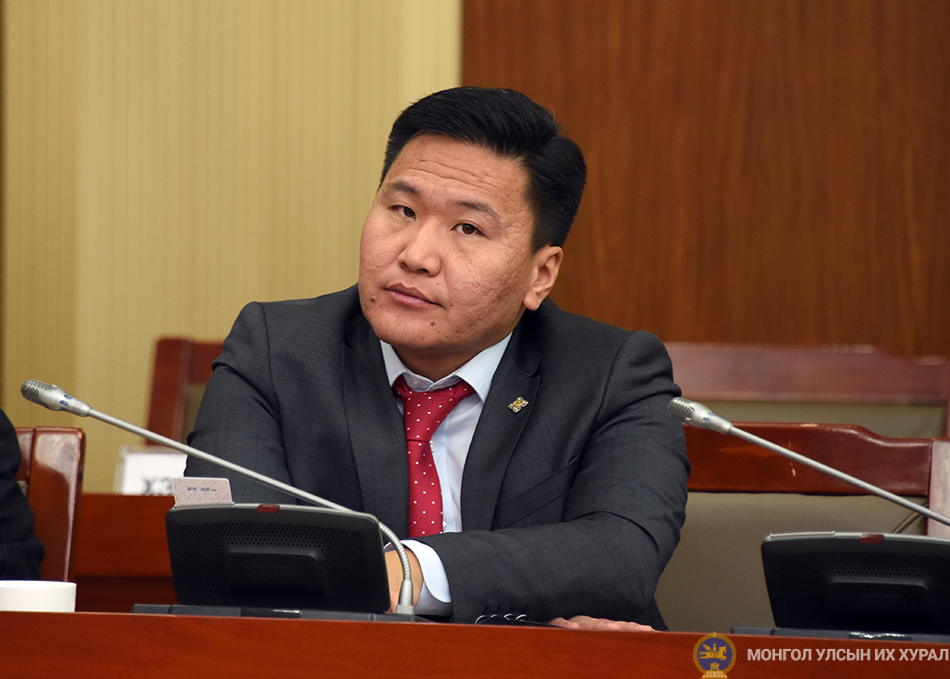 Томруулж харах УИХ-ын гишүүн асан Т.Аюурсайхан суллагдаагүй