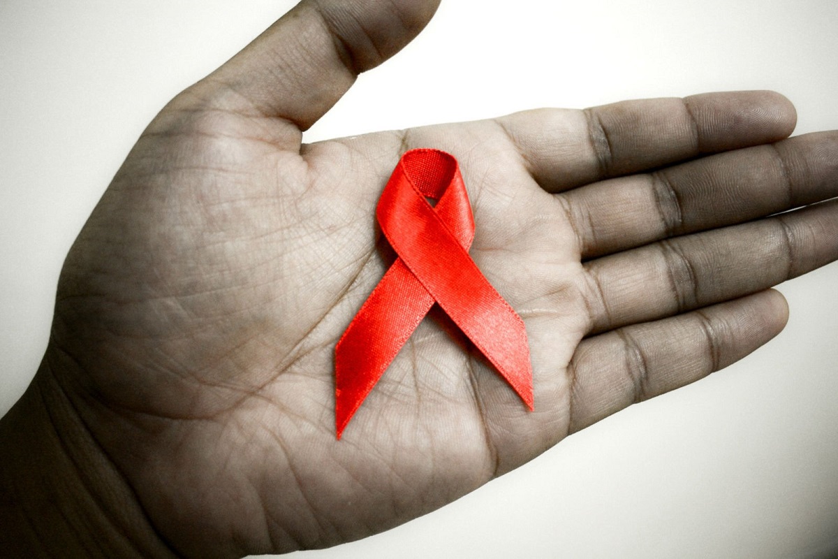 ДОХ-той хүмүүсийг гадуурхалд өртүүлэхгүй байхыг хүслээ