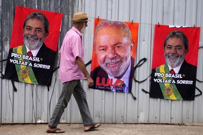 Лула да Силва Бразилийг дахин удирдахаар боллоо