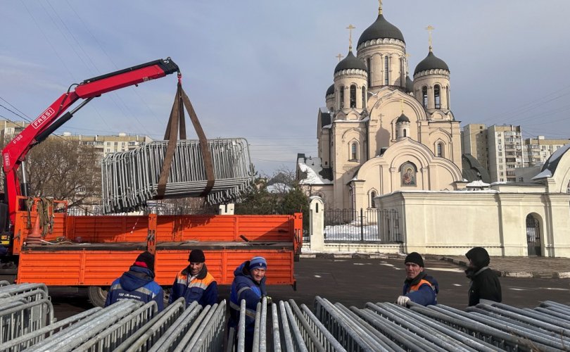 Жолооч нар Навальныйн шарилыг тээвэрлэхээс татгалзжээ