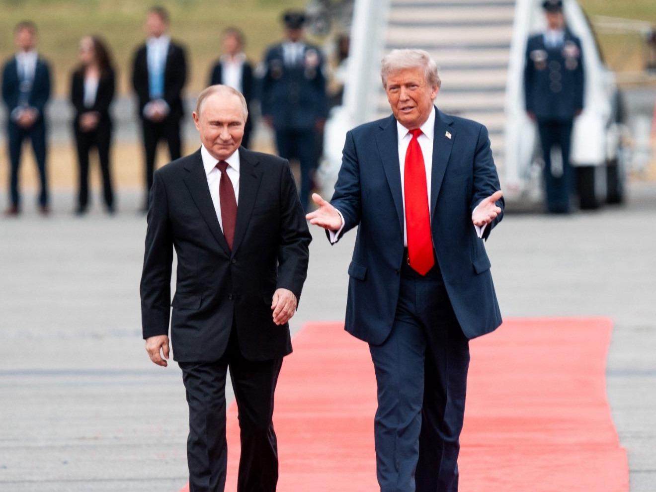 Томруулж харах Трамп, Путин нарын хоёр дахь уулзалт хойшлов