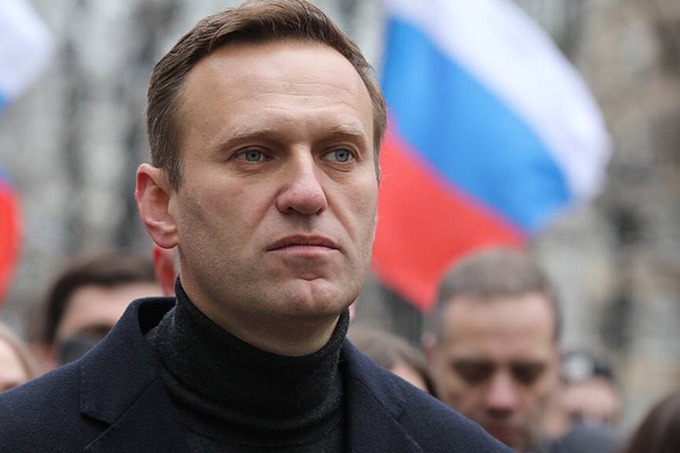 Навальныйн цогцсыг ээжид нь хүлээлгэн өгчээ